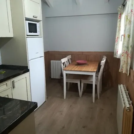 Urresillo Landetxea Apartment *